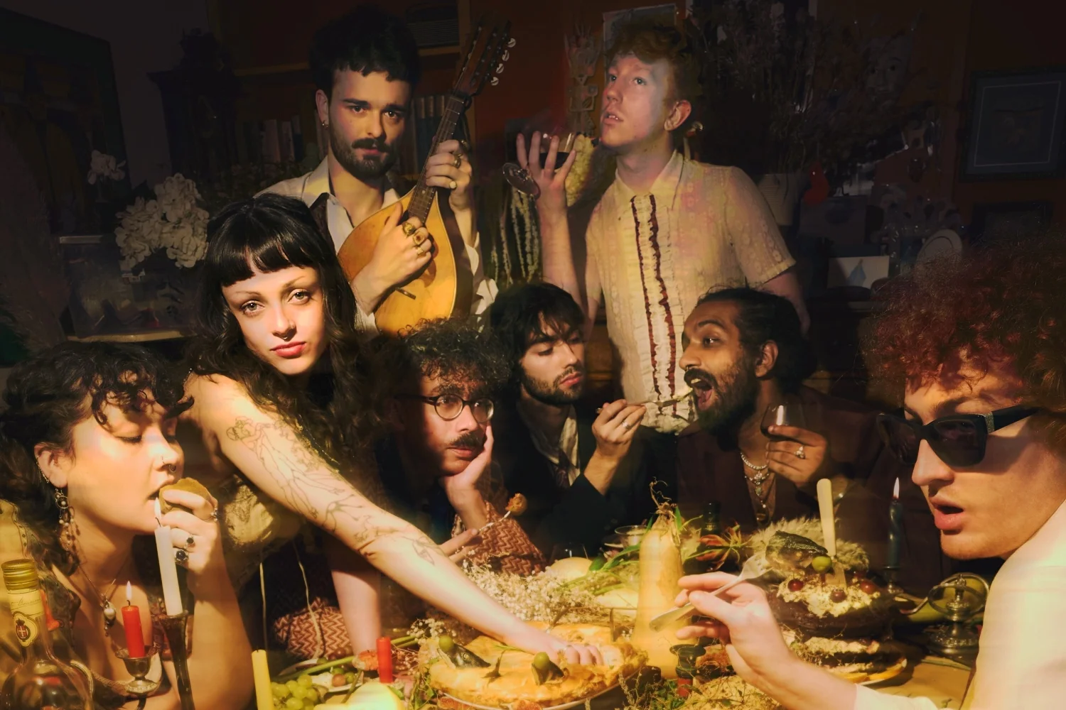 Mandrake Handshake Unveils Ethereal Single "En Vol" Ahead of Upcoming Performances