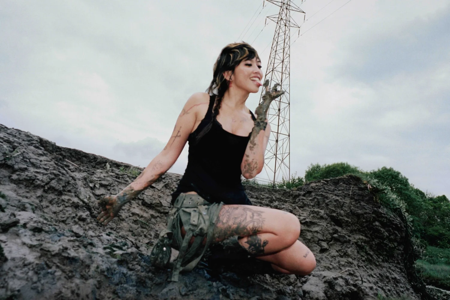 Beabadoobee Embraces Edginess in Upcoming Album 'Pylon' and Arena Tour