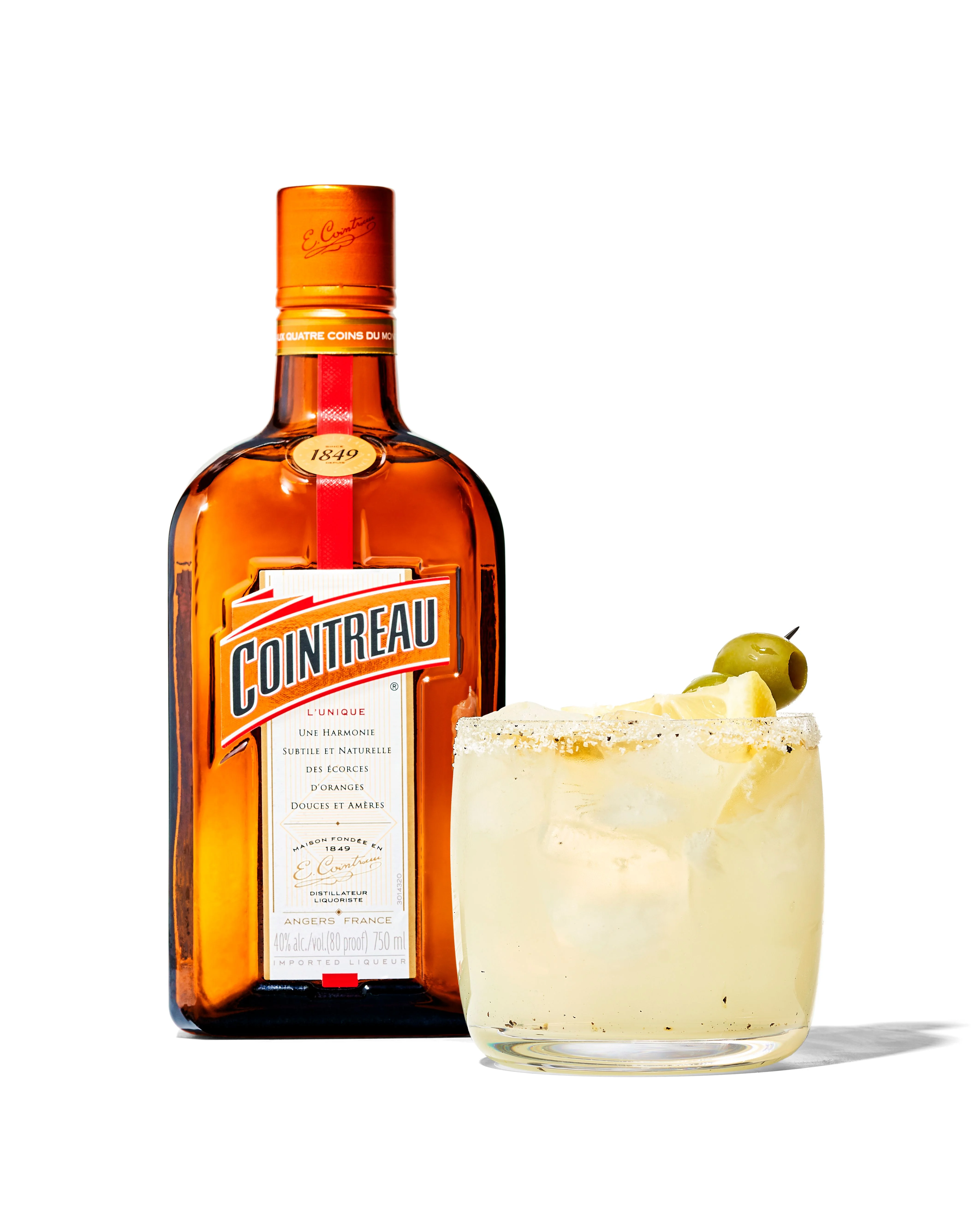 Crafting the Perfect Salt and Smoke Margarita with Mezcal